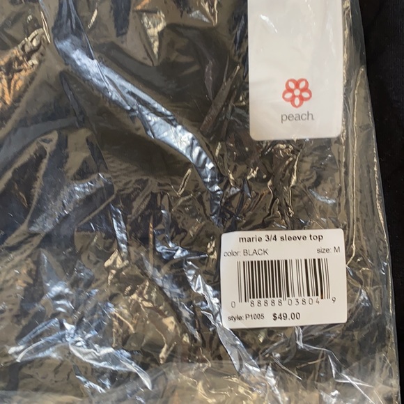 ✨NWT✨ 3/4 Black Top by peach 🍑 - 95% Modal/5% Spandex - Picture 7 of 7